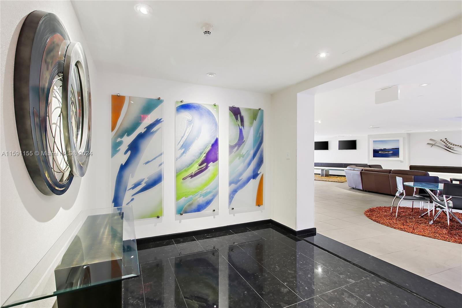 BEACH CLUB CONDO 1 - Residential