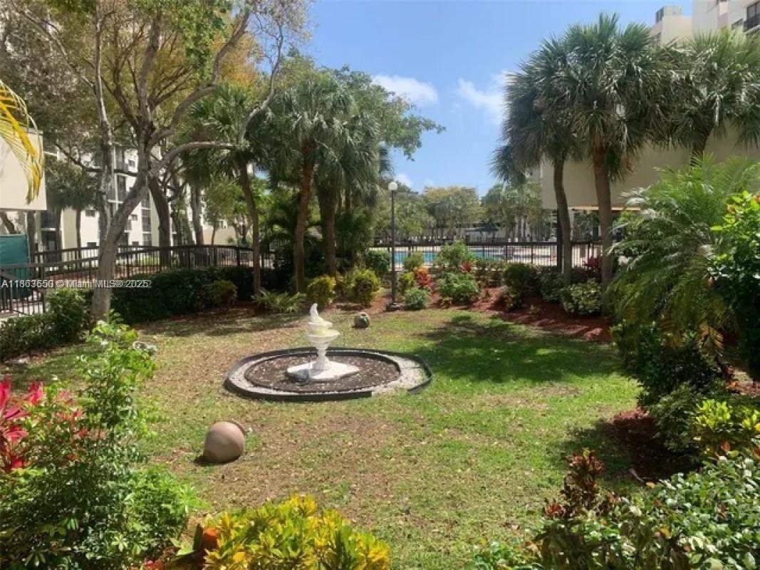 PLAZA OF AMERICAS CONDO P - Residential