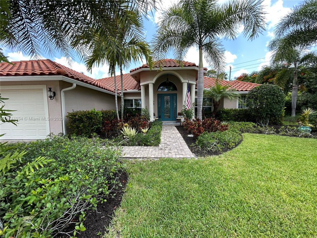 Photo of 18950 SE Kokomo Lane, Jupiter, FL 33458 (MLS # A11441934)