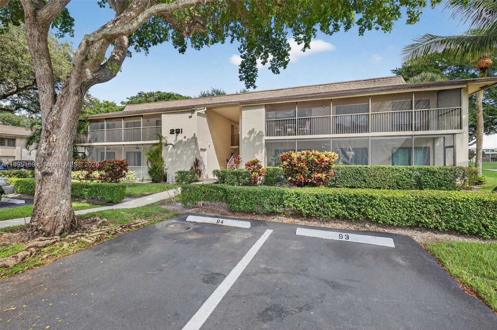 HIDDEN WOODS OF DEER CREEK - Residential