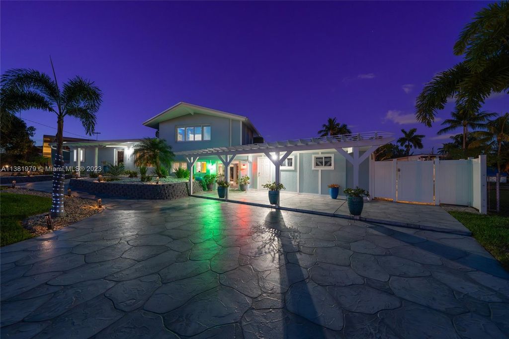 Photo of 2518 Tortugas Ln, Fort Lauderdale, FL 33312 (MLS # A11381979)