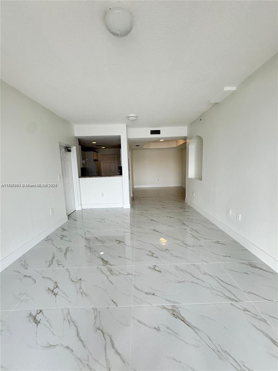 Rental Property at 6360 Nw 114th Ave 206, Doral, Miami-Dade County, Florida - Bedrooms: 2 
Bathrooms: 2  - $2,900 MO.
