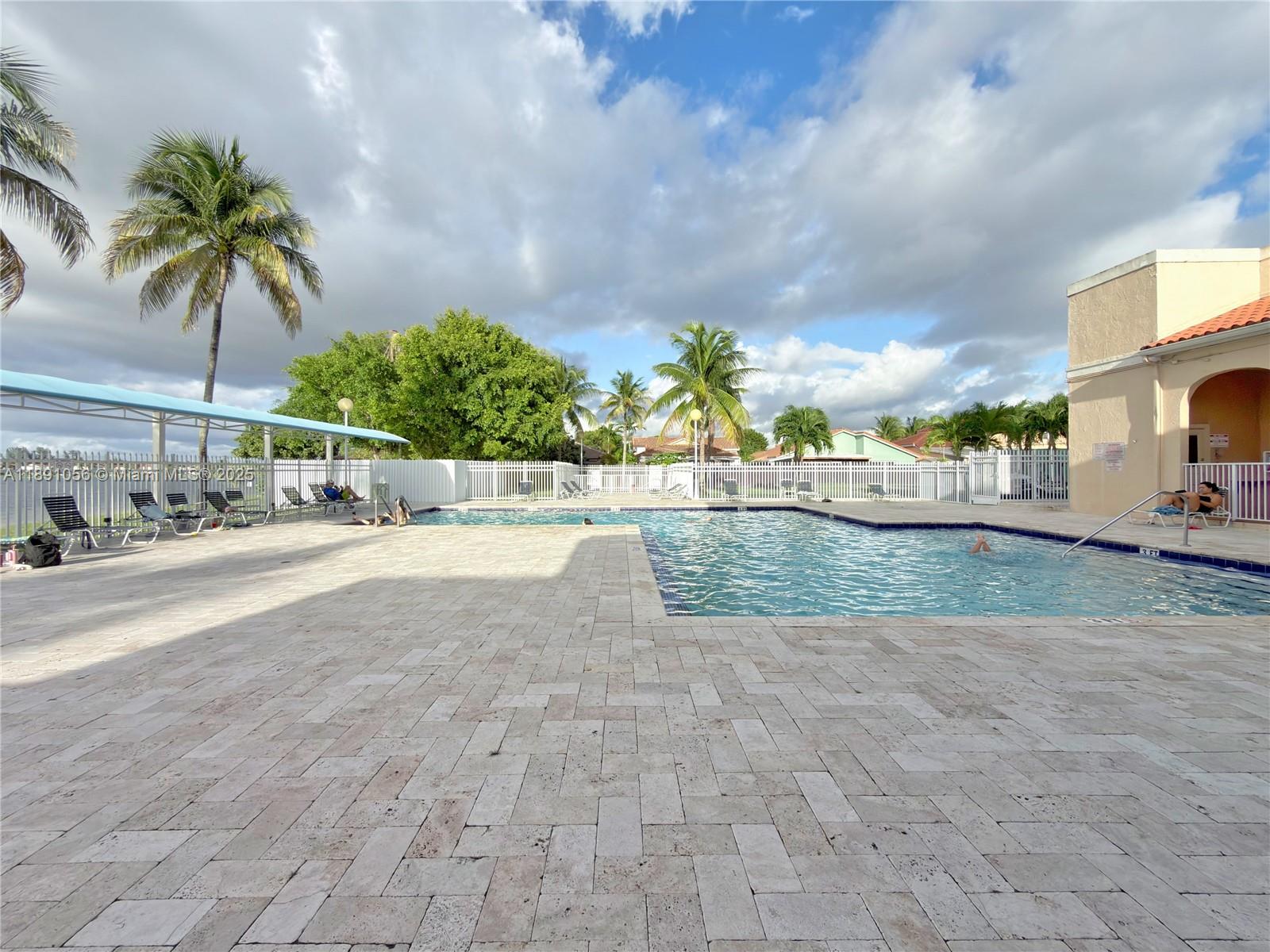 PUERTO BELLO CONDO NO 2 - Residential