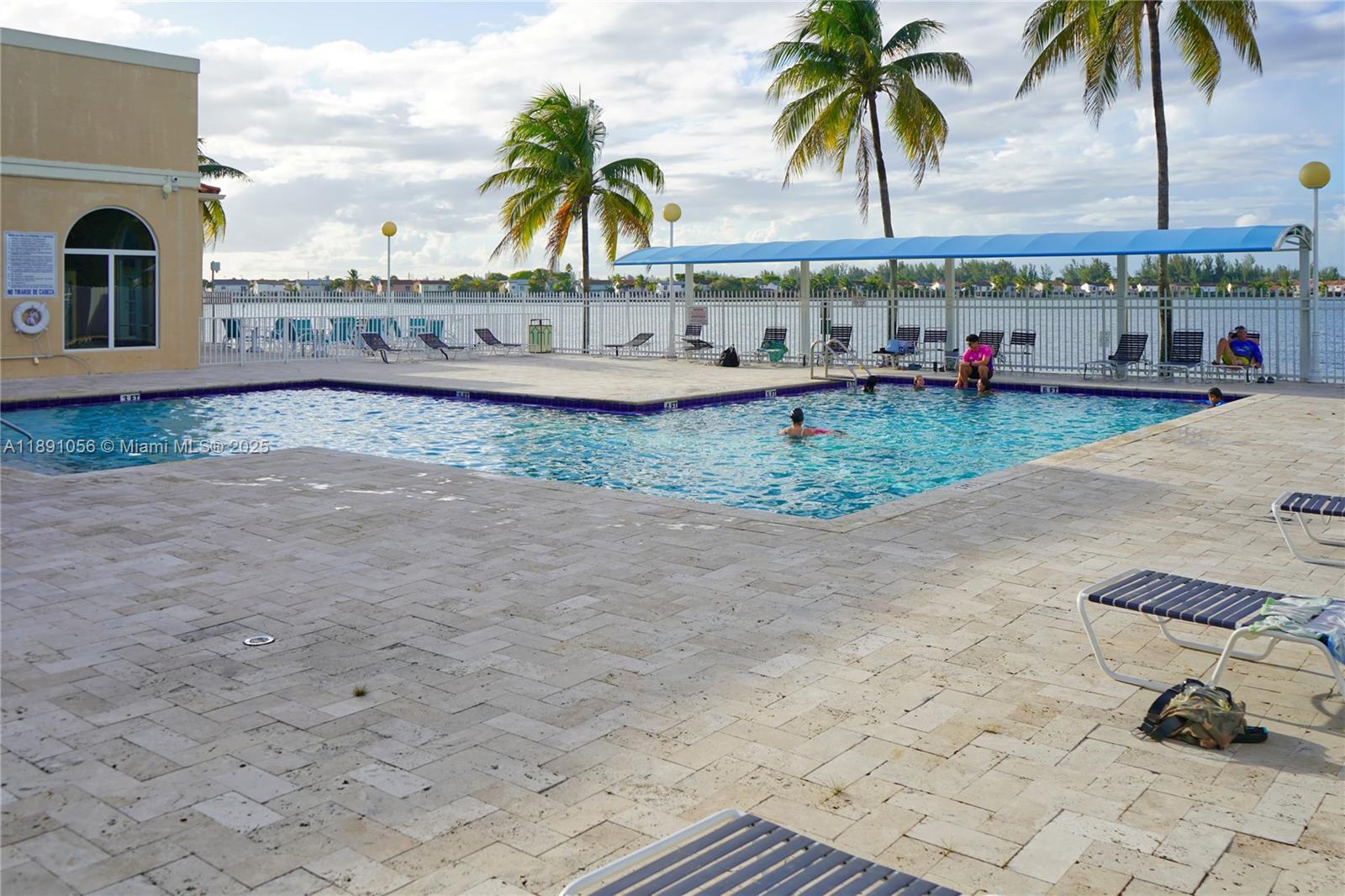 PUERTO BELLO CONDO NO 2 - Residential