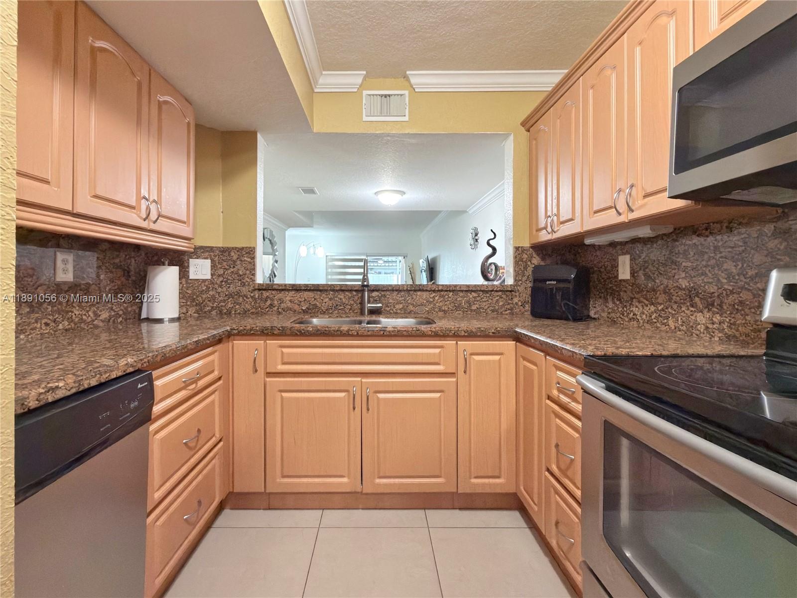 PUERTO BELLO CONDO NO 2 - Residential