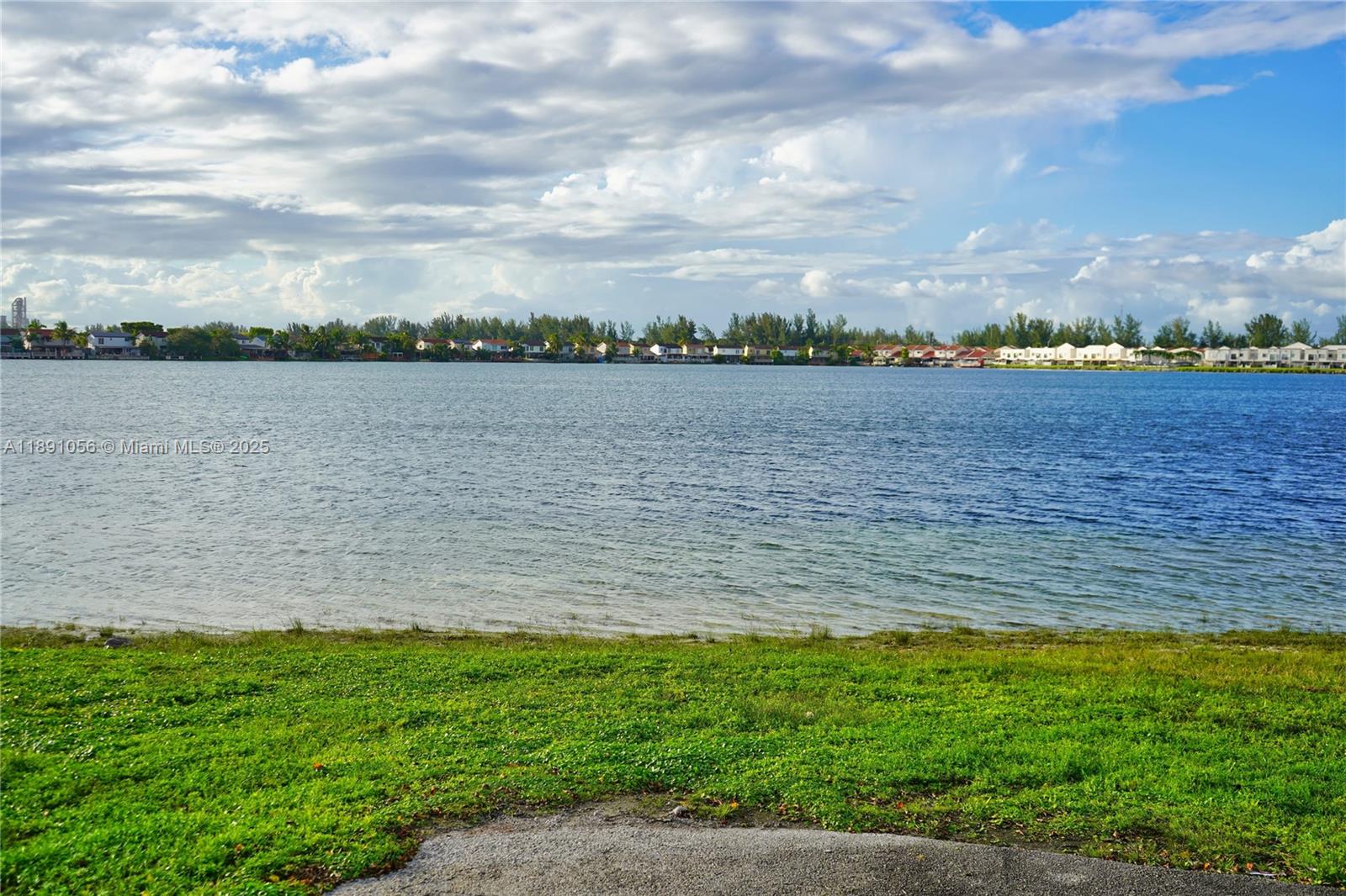 PUERTO BELLO CONDO NO 2 - Residential