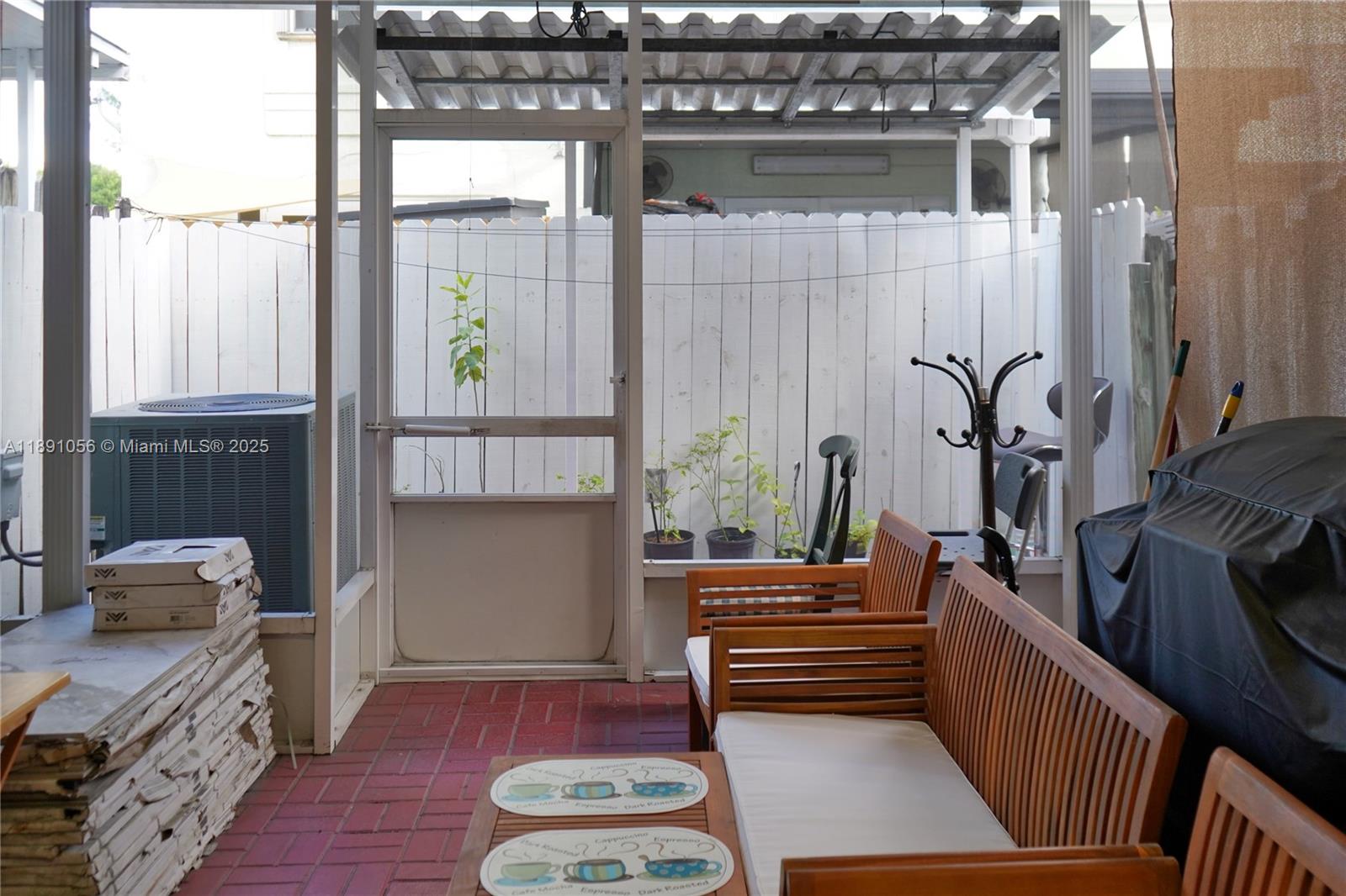 PUERTO BELLO CONDO NO 2 - Residential