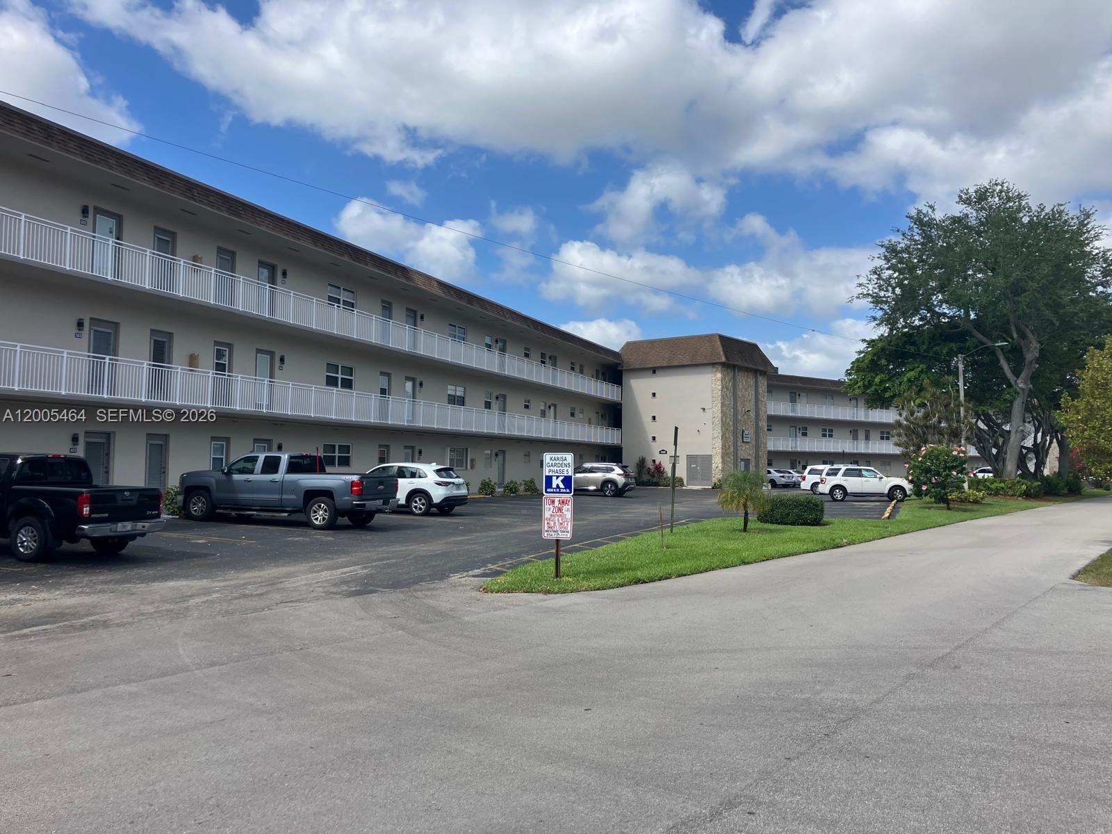 KARISA GARDENS CONDO - Residential