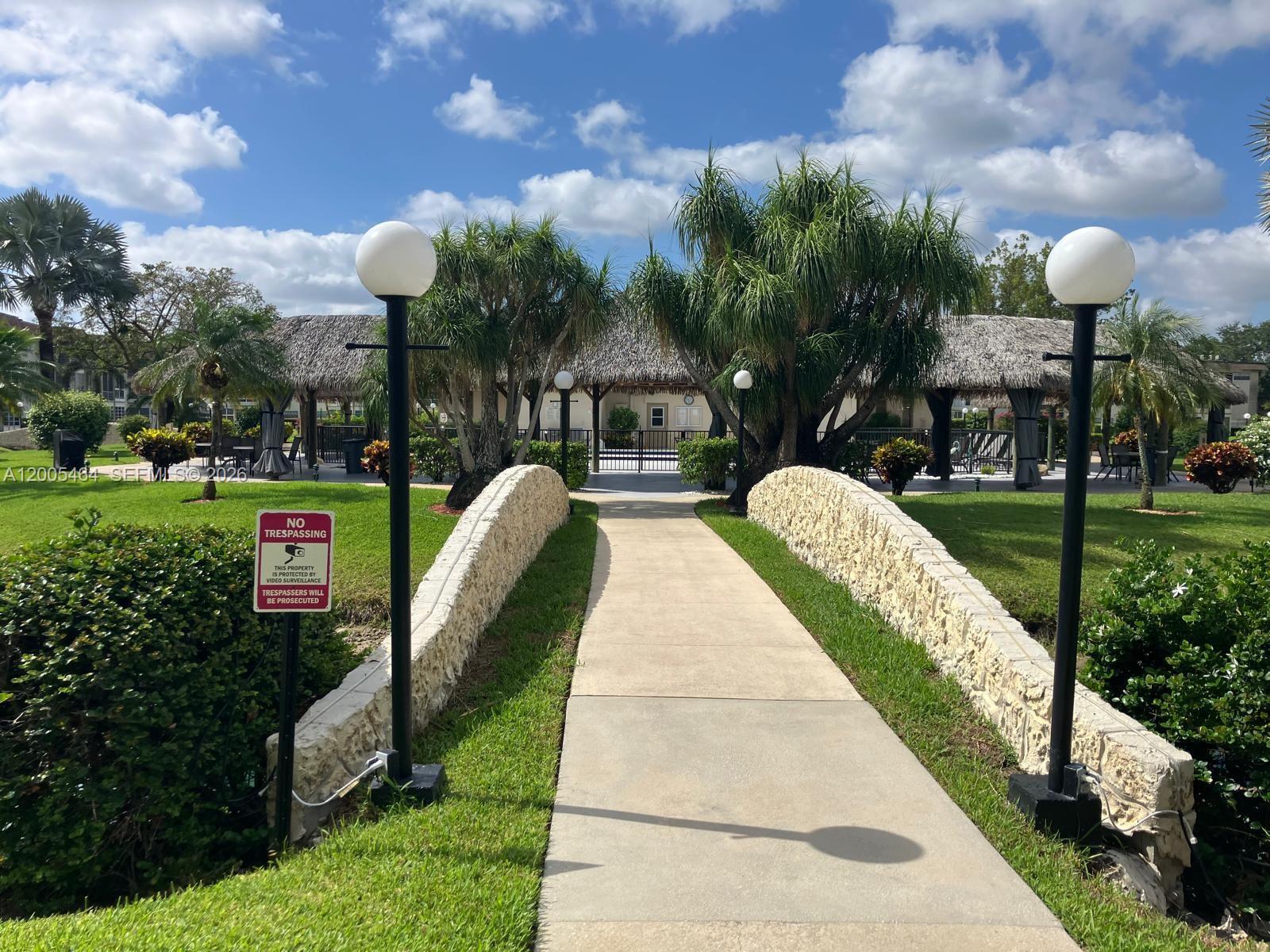 KARISA GARDENS CONDO - Residential