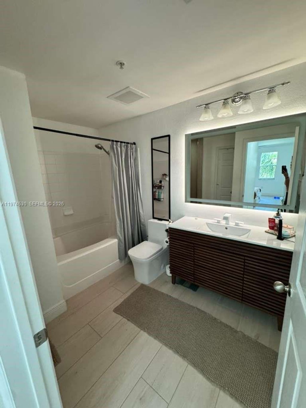 Photo of 533 NE 3rd Ave #407, Fort Lauderdale, FL 33301 (MLS # A11974530)