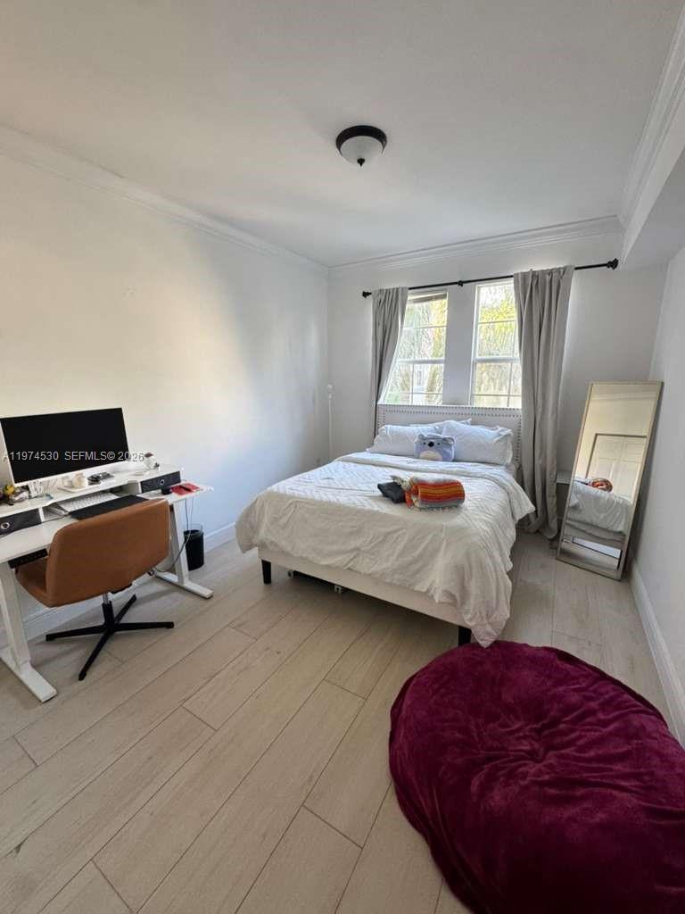 SOLE AT FORT LAUDERDALE C - Residential Lease