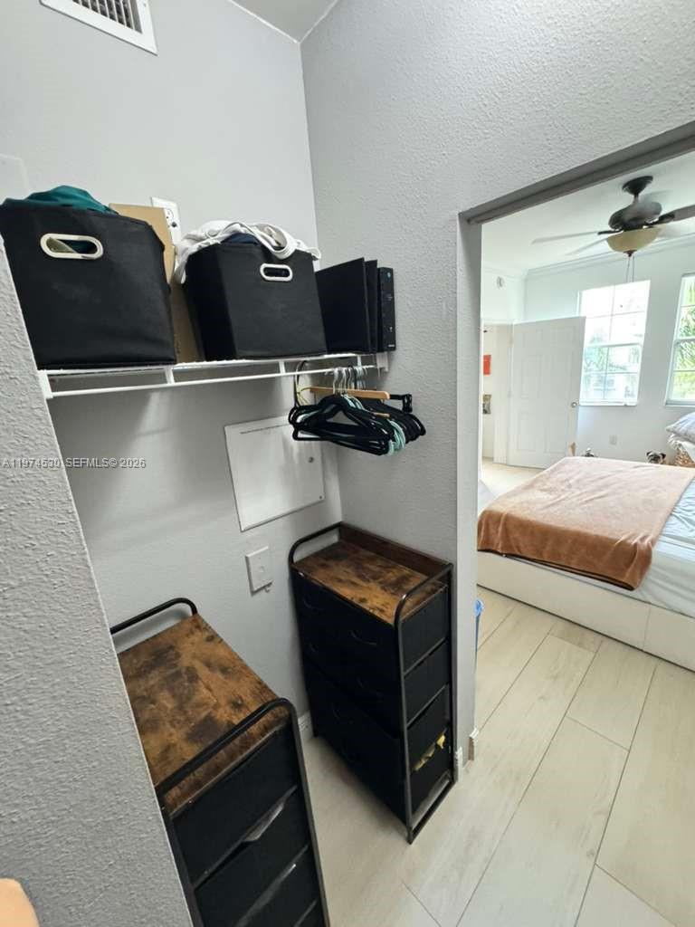 SOLE AT FORT LAUDERDALE C - Residential Lease