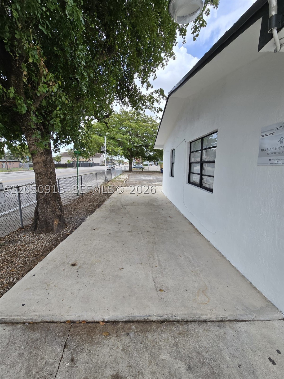 7090 NW 17th Ave 3