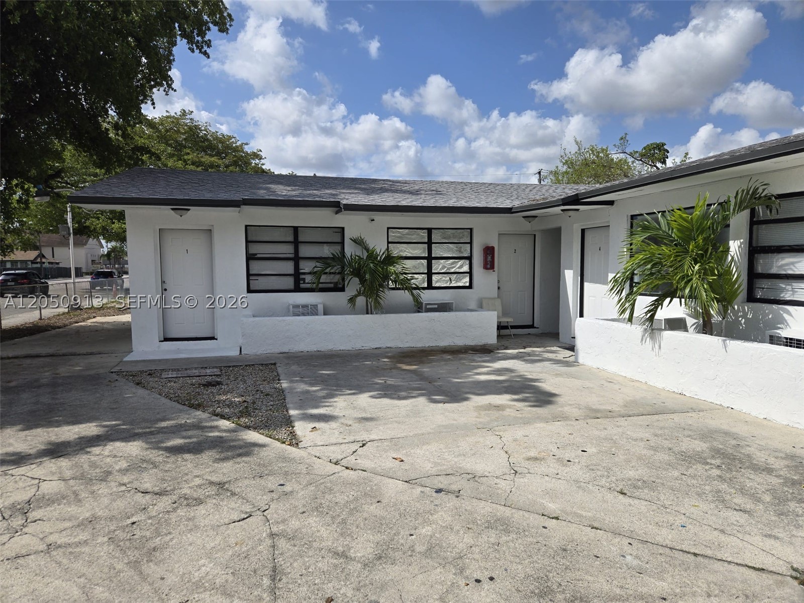 7090 NW 17th Ave 3