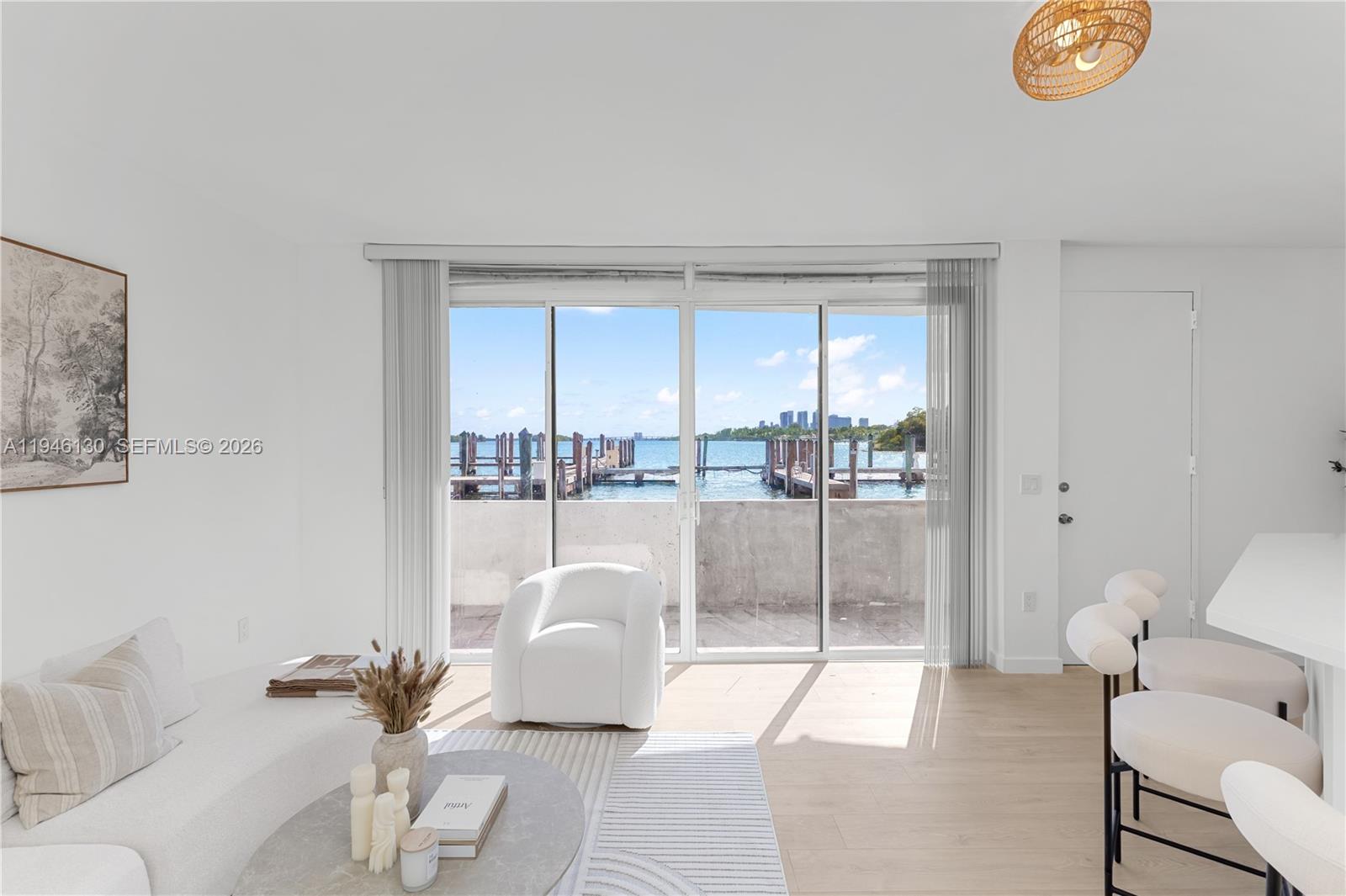 PALM BAY CONDOMINIUM - Residential