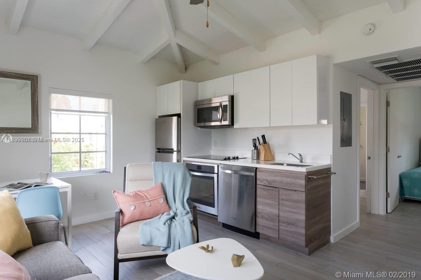 1450 Meridian Ave 201