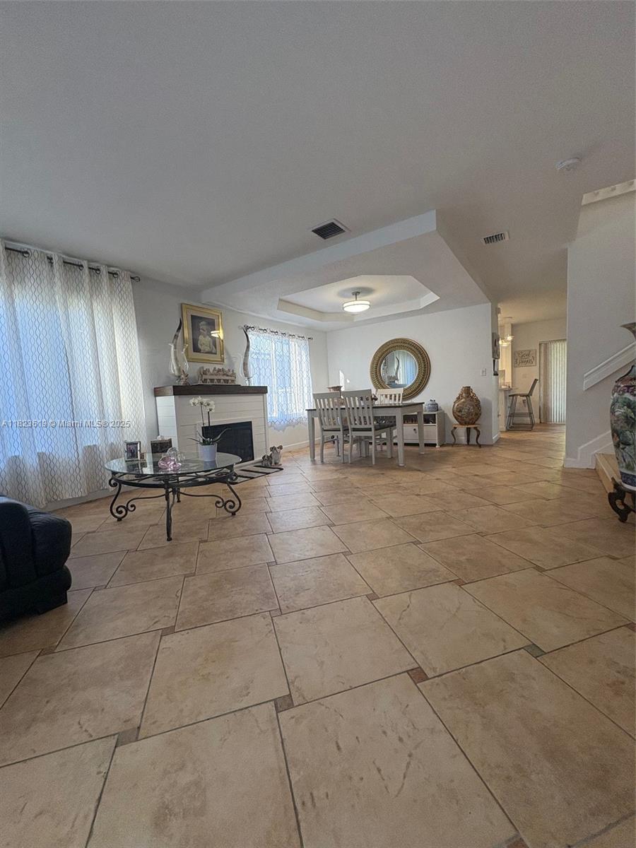 13933 SW 155th Ct, Miami, FL, 33196/$699,800 3 13933 SW 155th Ct