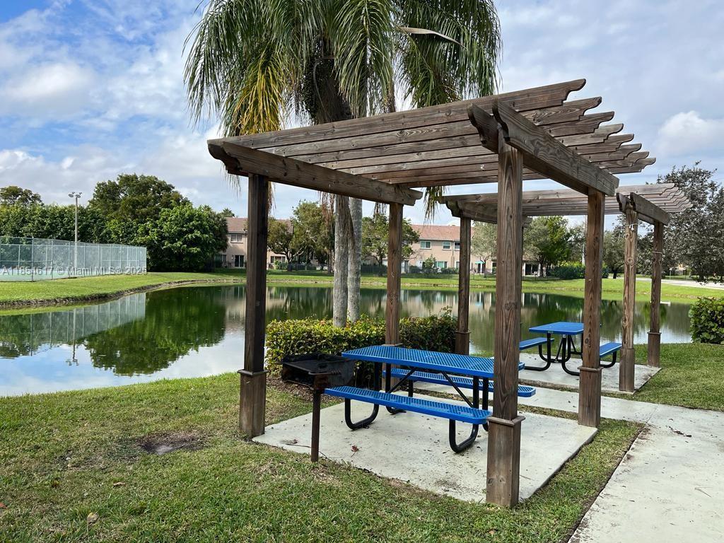 643 Vista Isles Dr 1825