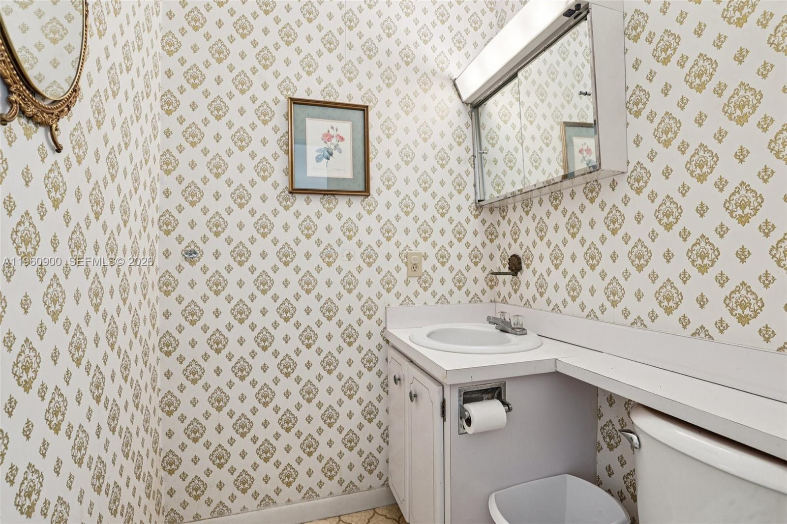 VIRGINIAN APARTMENTS - Residential