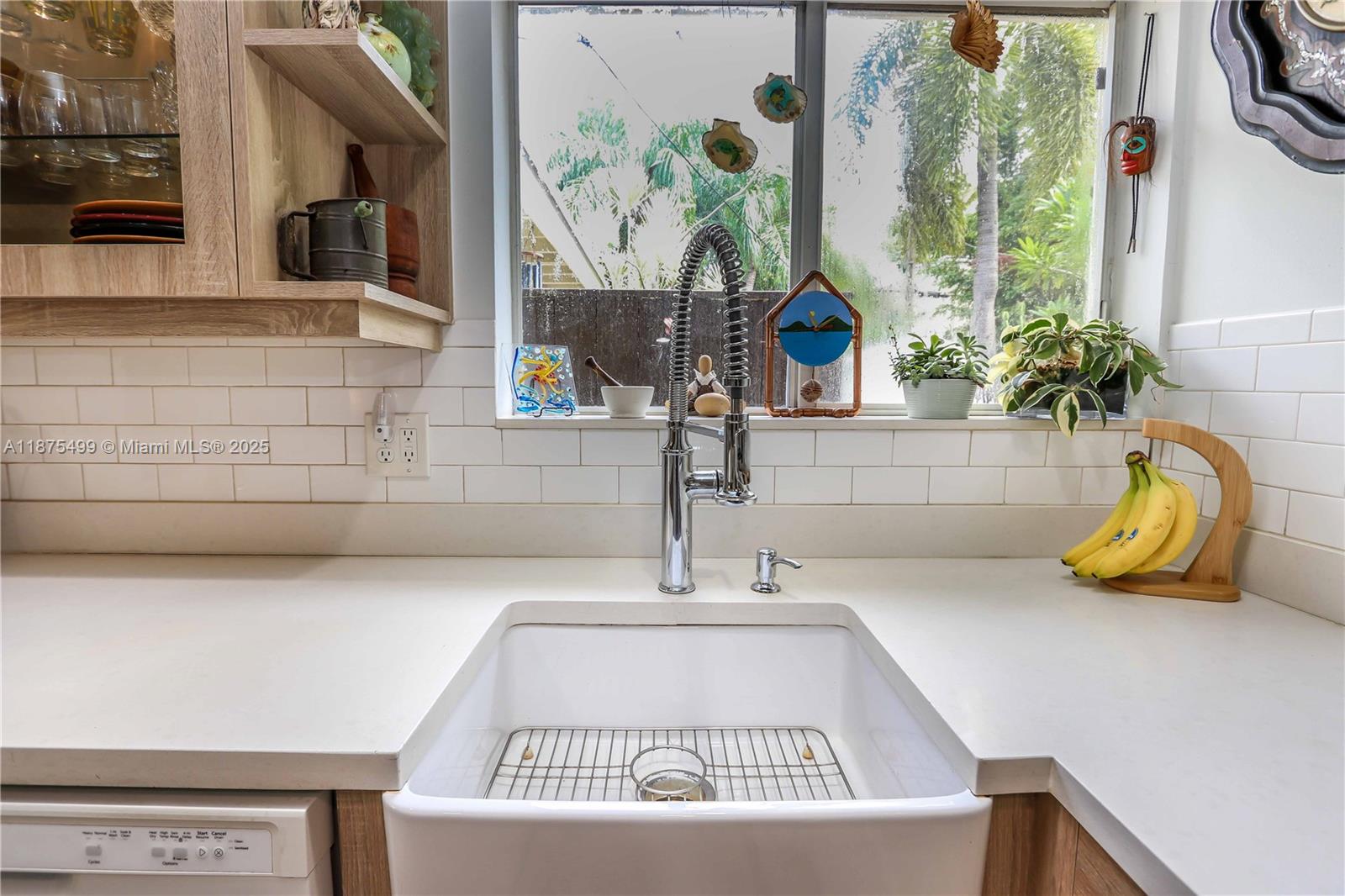 HOLLYWOOD - Residential Lease