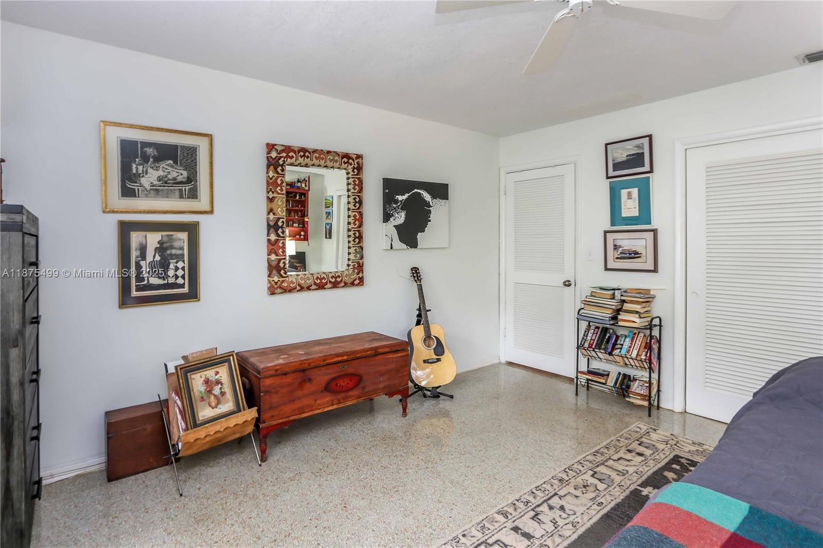 HOLLYWOOD - Residential Lease