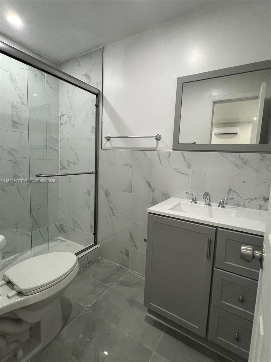 STEESDALE PART 1 - Residential Lease