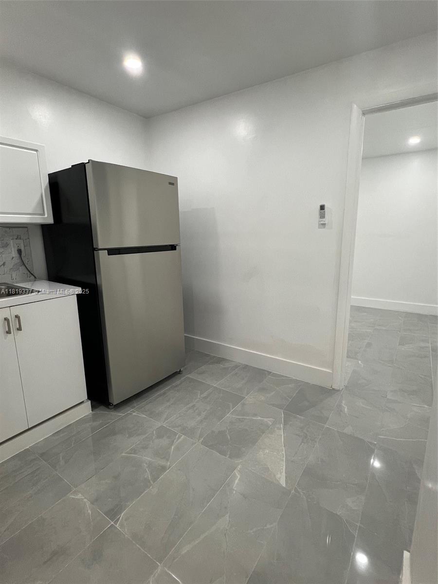 STEESDALE PART 1 - Residential Lease