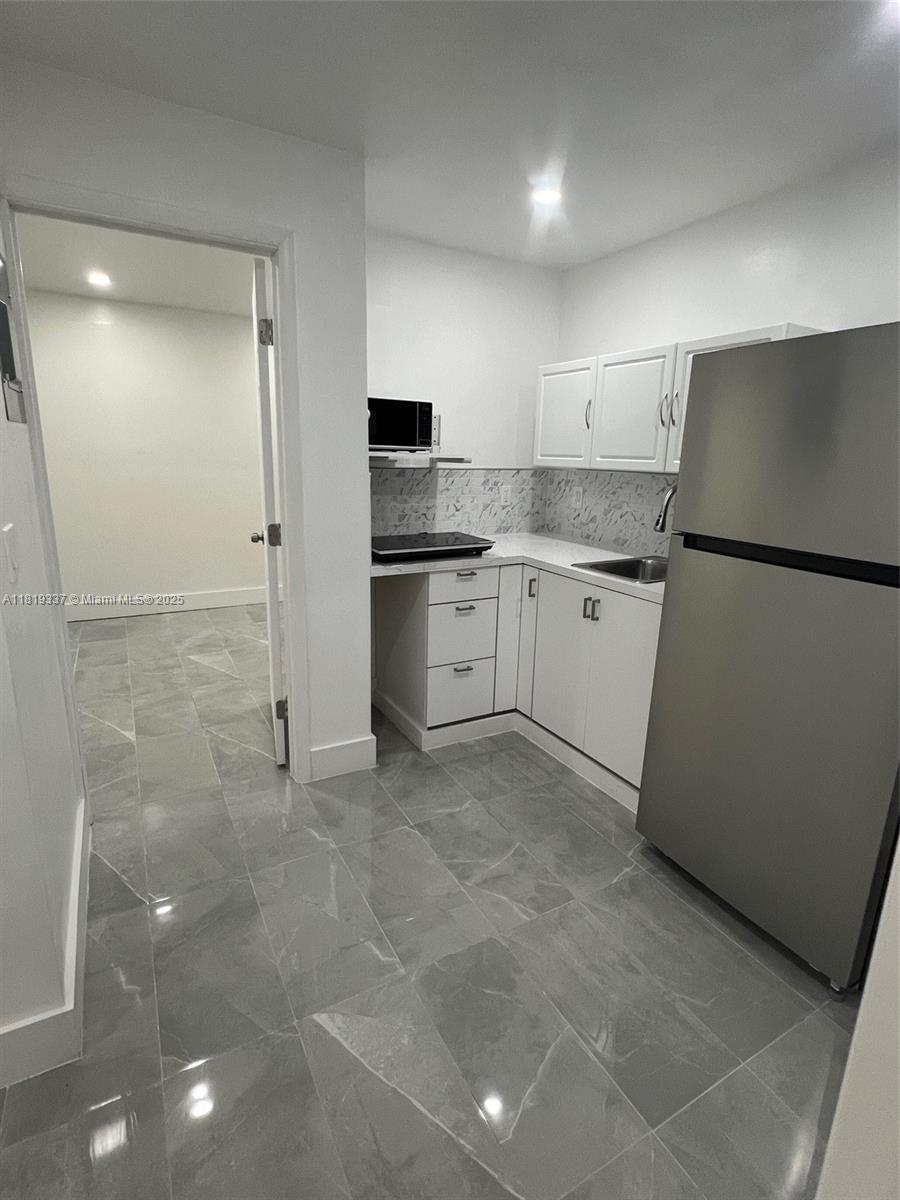 STEESDALE PART 1 - Residential Lease