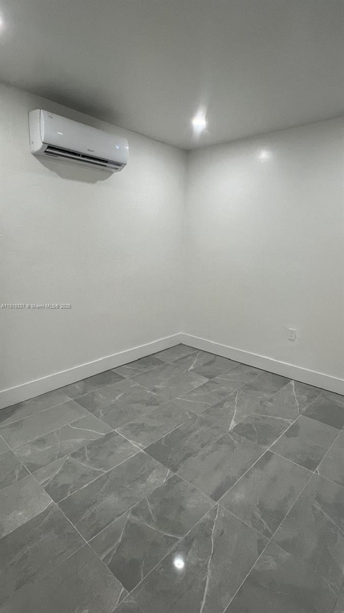 STEESDALE PART 1 - Residential Lease