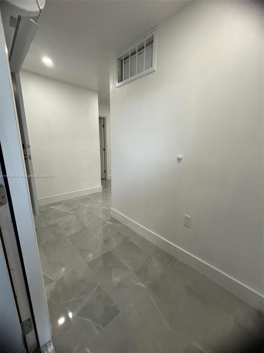 STEESDALE PART 1 - Residential Lease