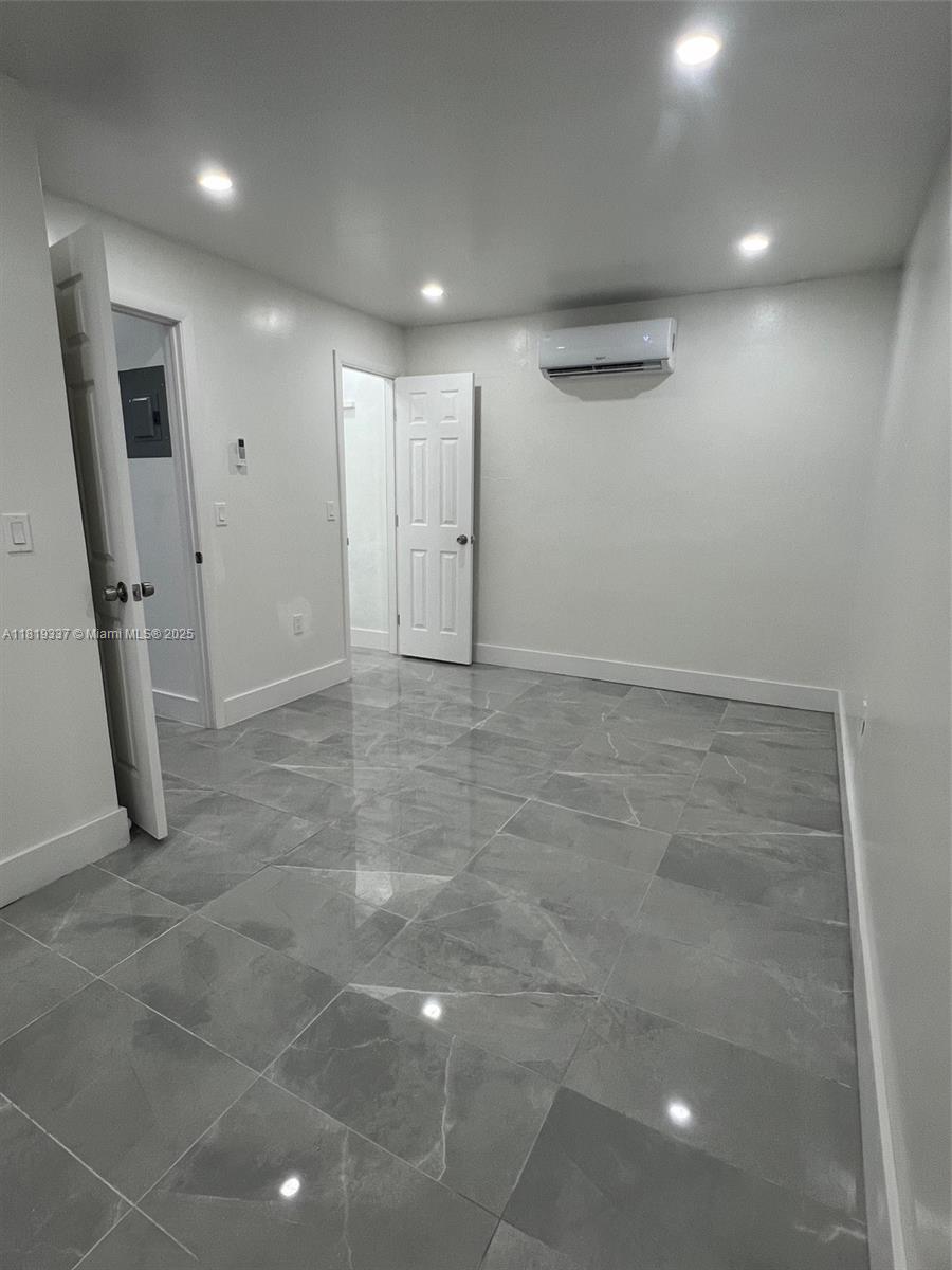 STEESDALE PART 1 - Residential Lease