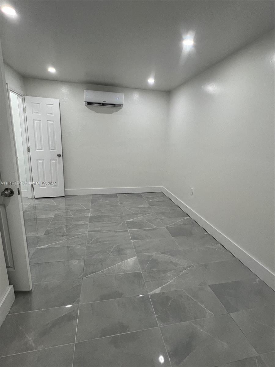 STEESDALE PART 1 - Residential Lease