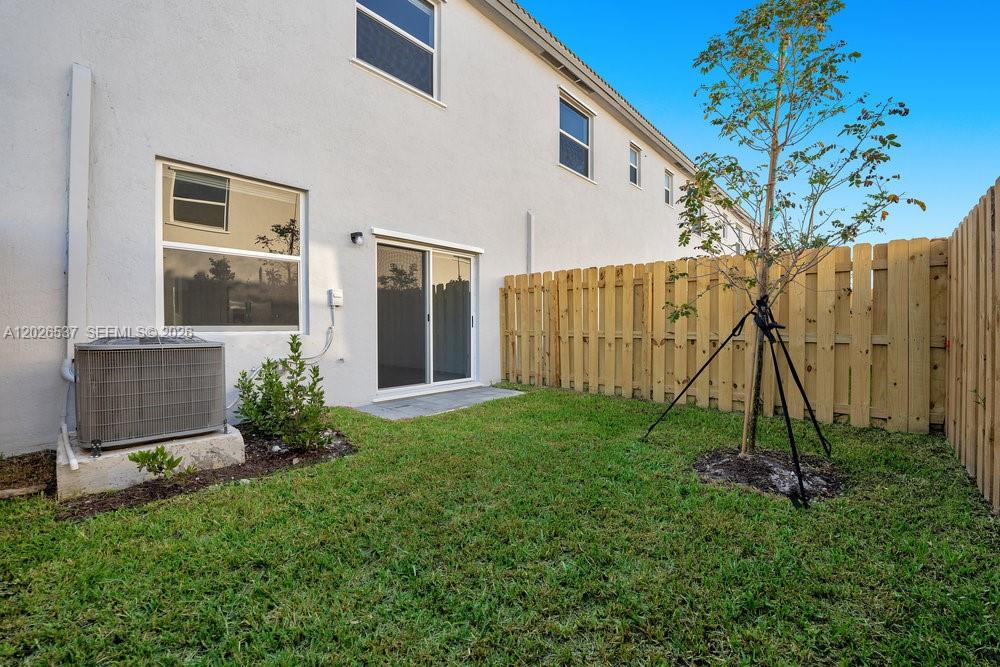 HOMESTEAD PARK OF COMMERC - Residential