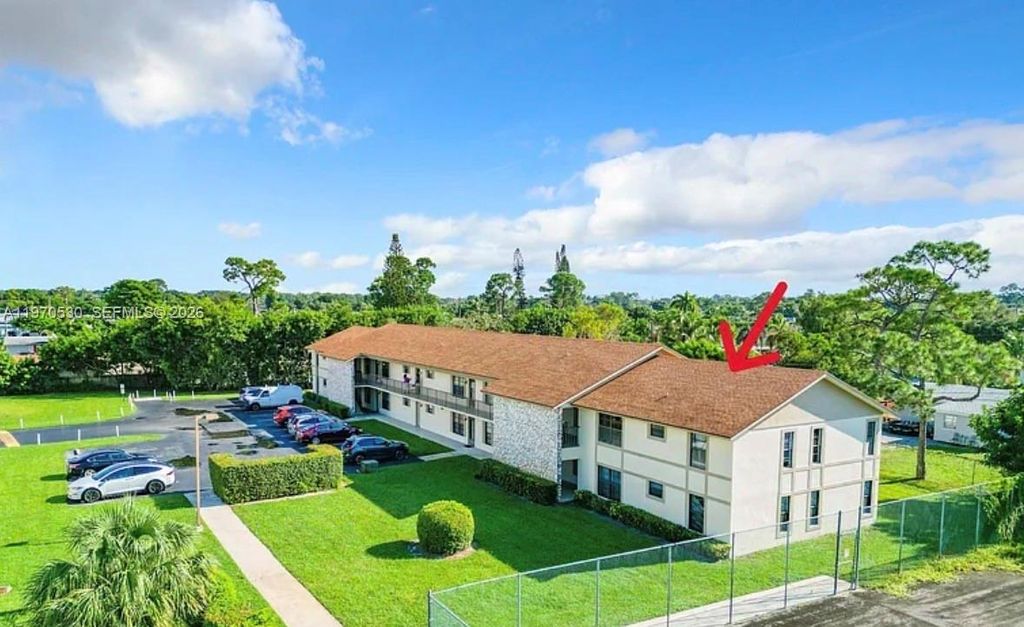 Photo of 5894 Longbow Ln #6, West Palm Beach, FL 33415 (MLS # A11970530)