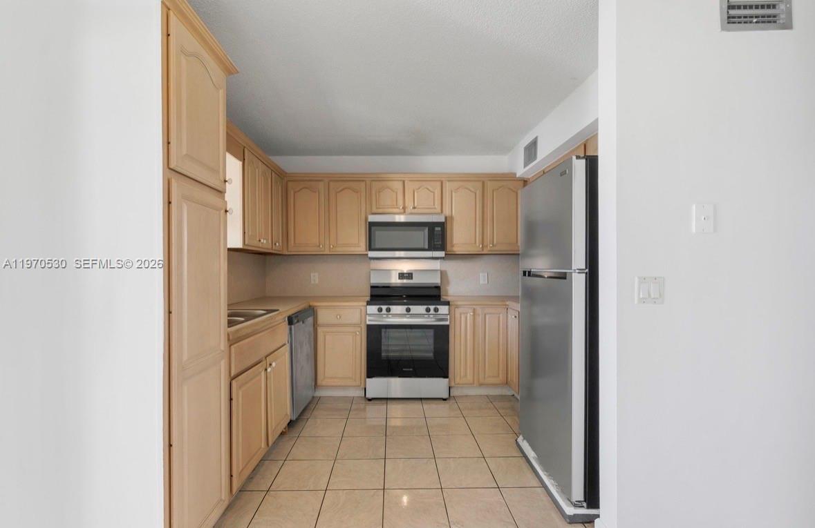 SHERWOOD VILLAGE CONDO - Residential