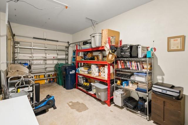 LAKES BY THE BAY CEE - Residential