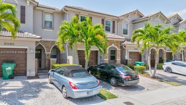 LAKES BY THE BAY CEE - Residential