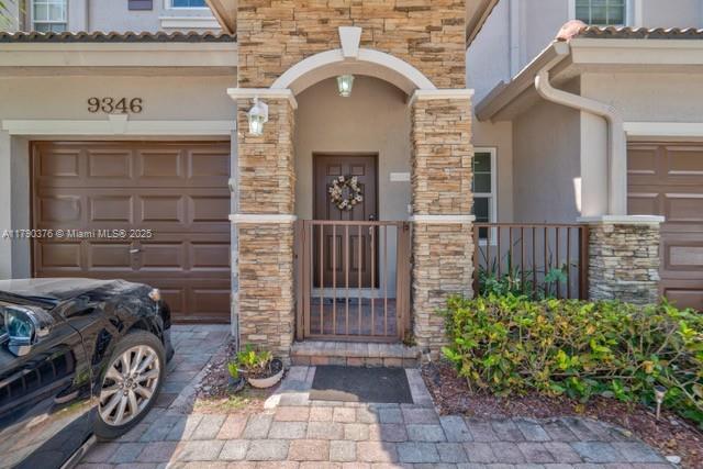 LAKES BY THE BAY CEE - Residential