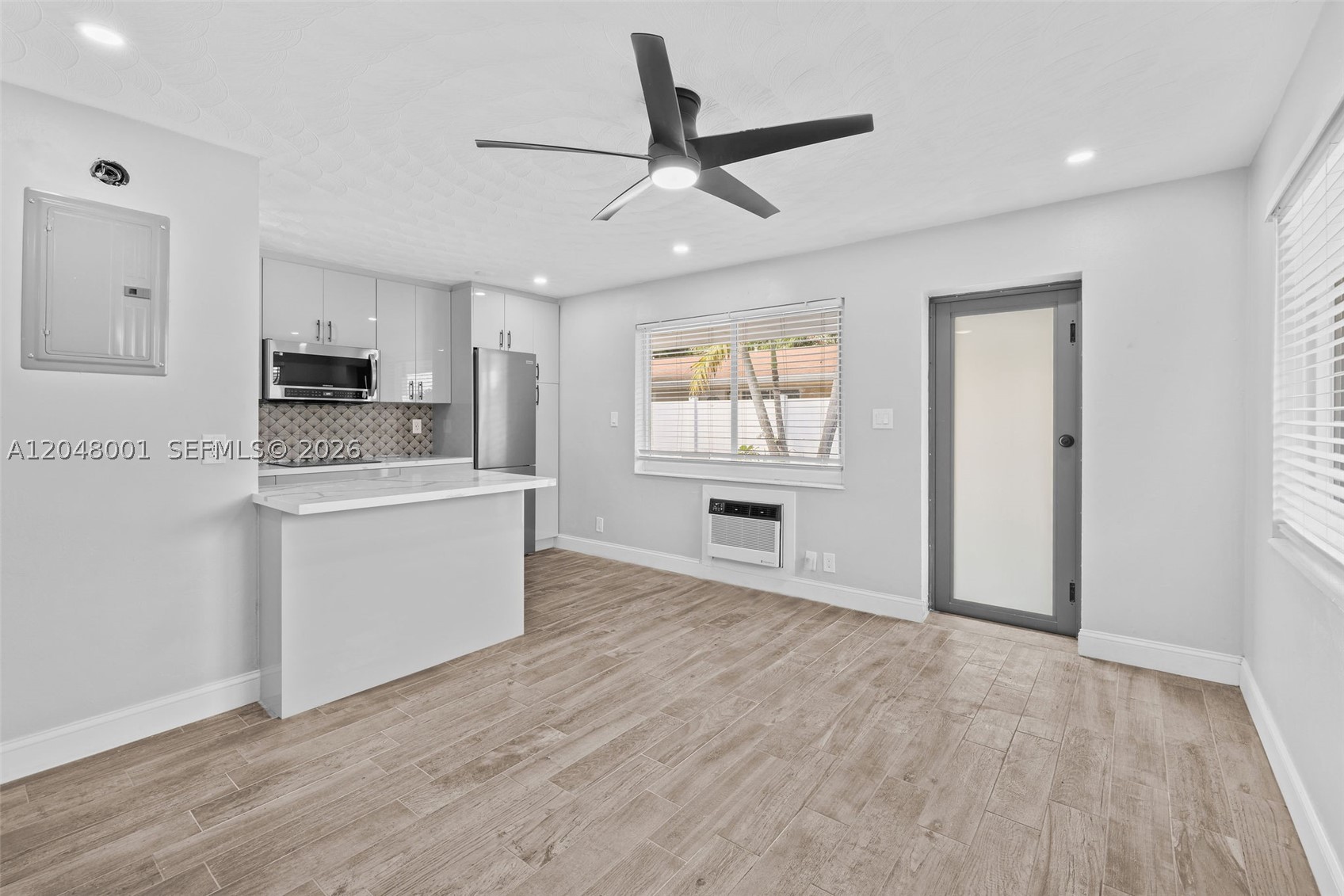 1634 NE 4th Pl