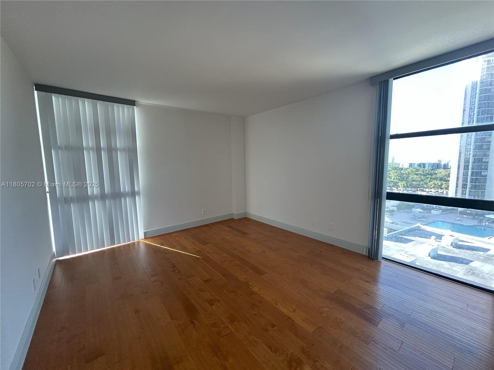 CORONADO CONDO- TOWER II - Residential