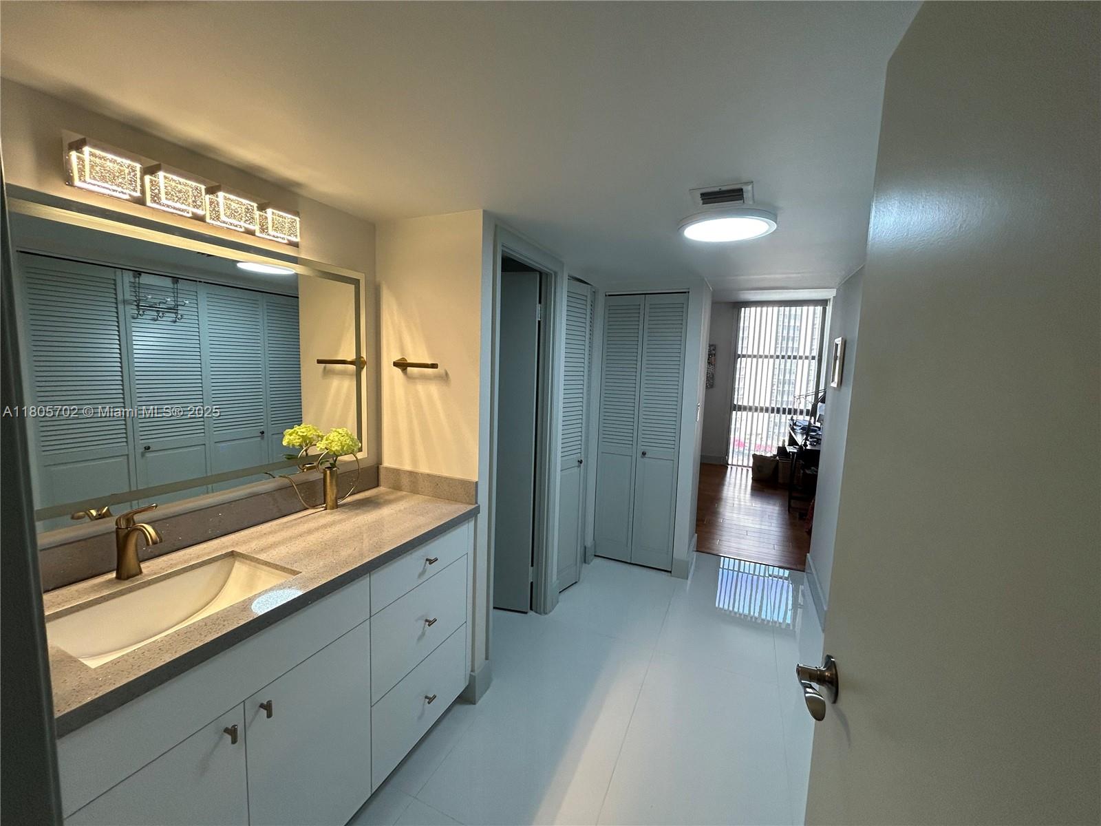 CORONADO CONDO- TOWER II - Residential