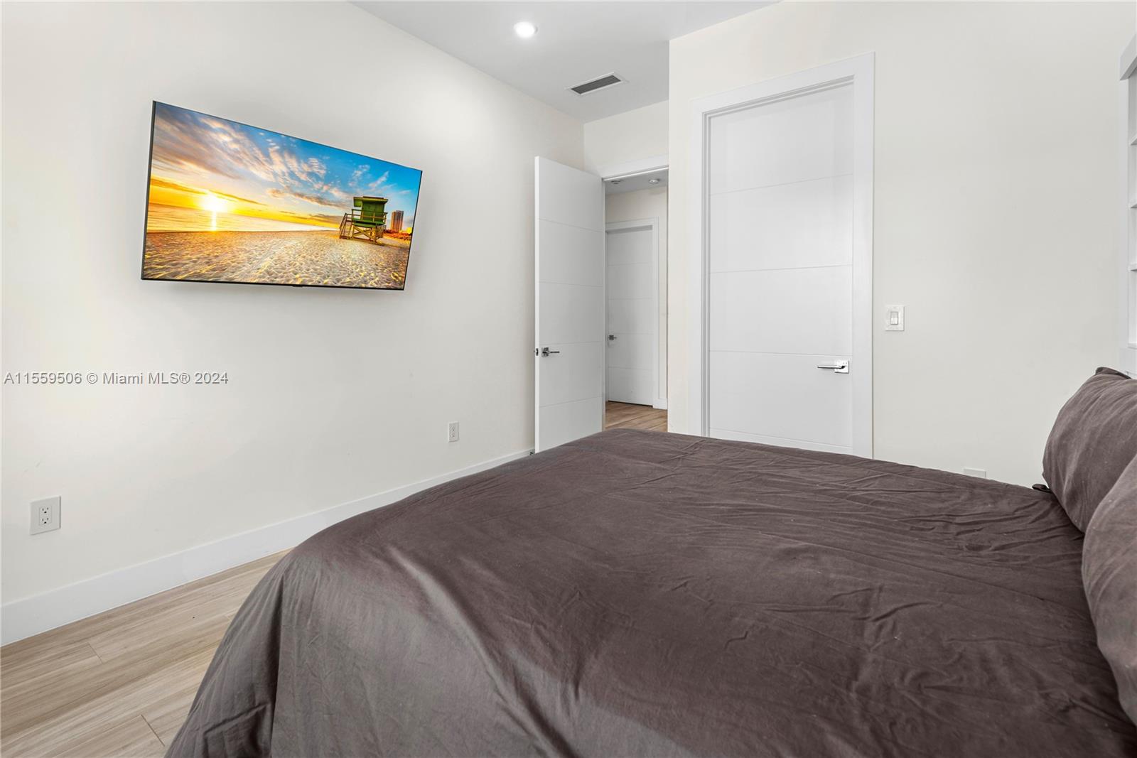 LEGACY VILLAS CONDO - Residential