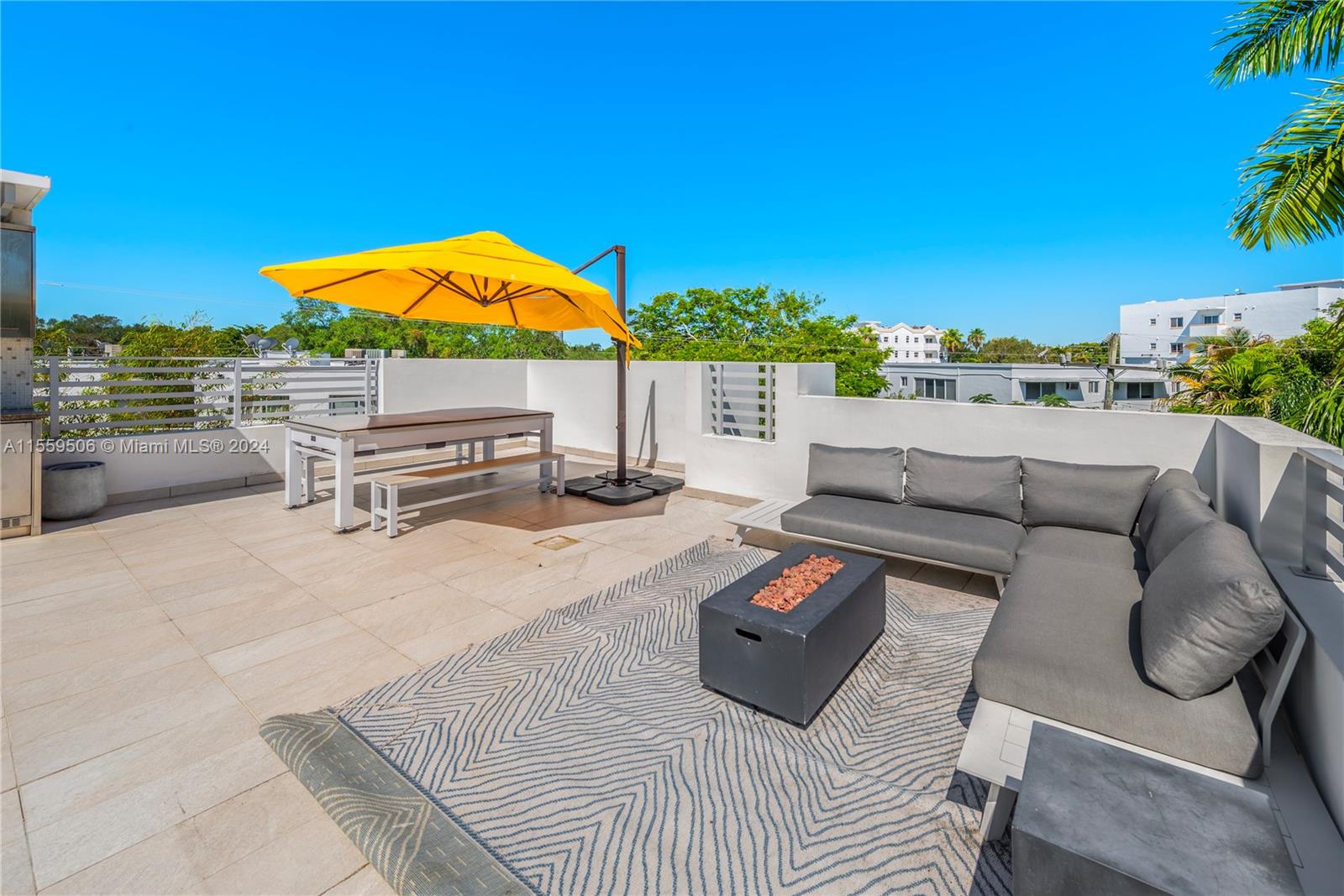 LEGACY VILLAS CONDO - Residential