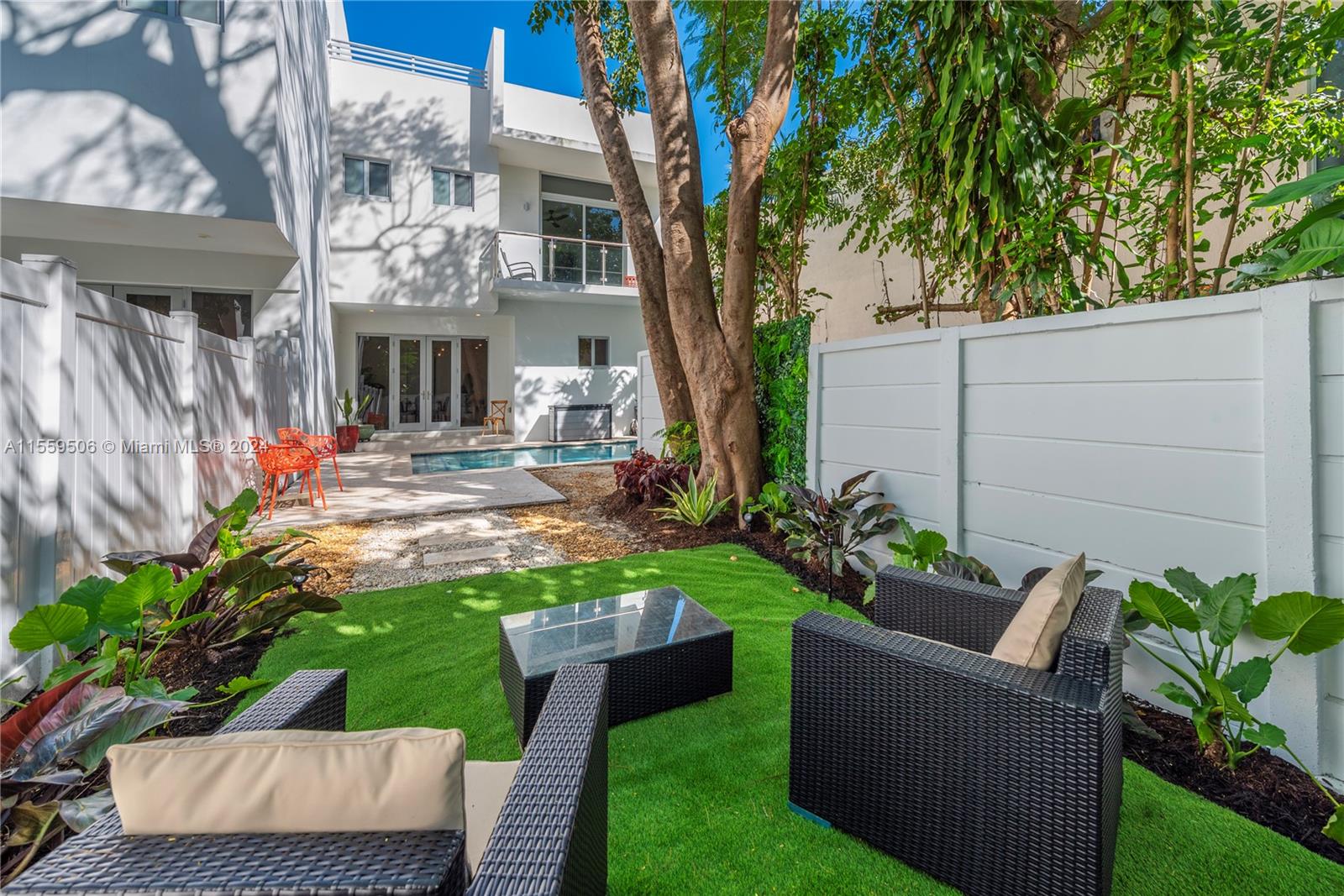 LEGACY VILLAS CONDO - Residential