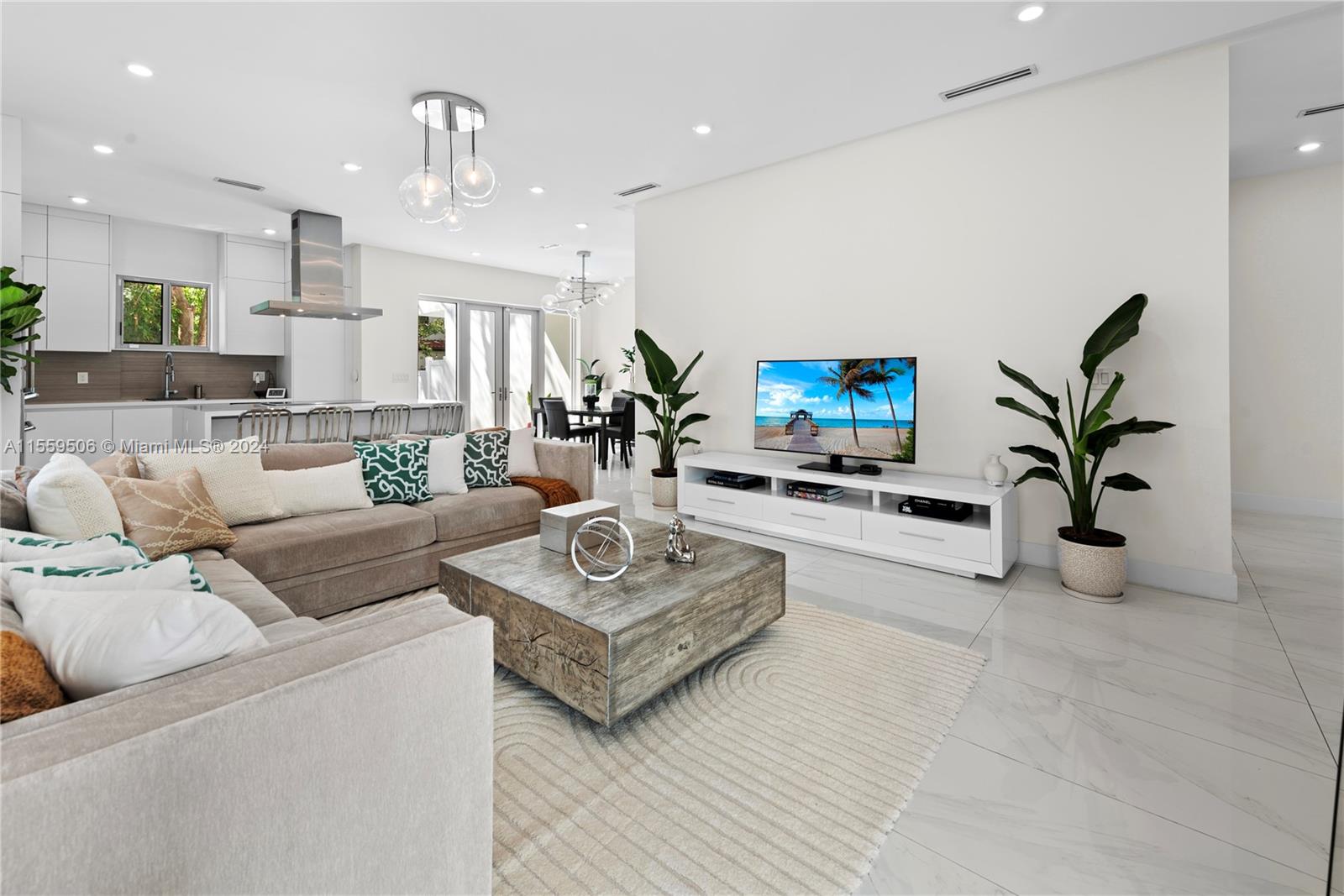 LEGACY VILLAS CONDO - Residential