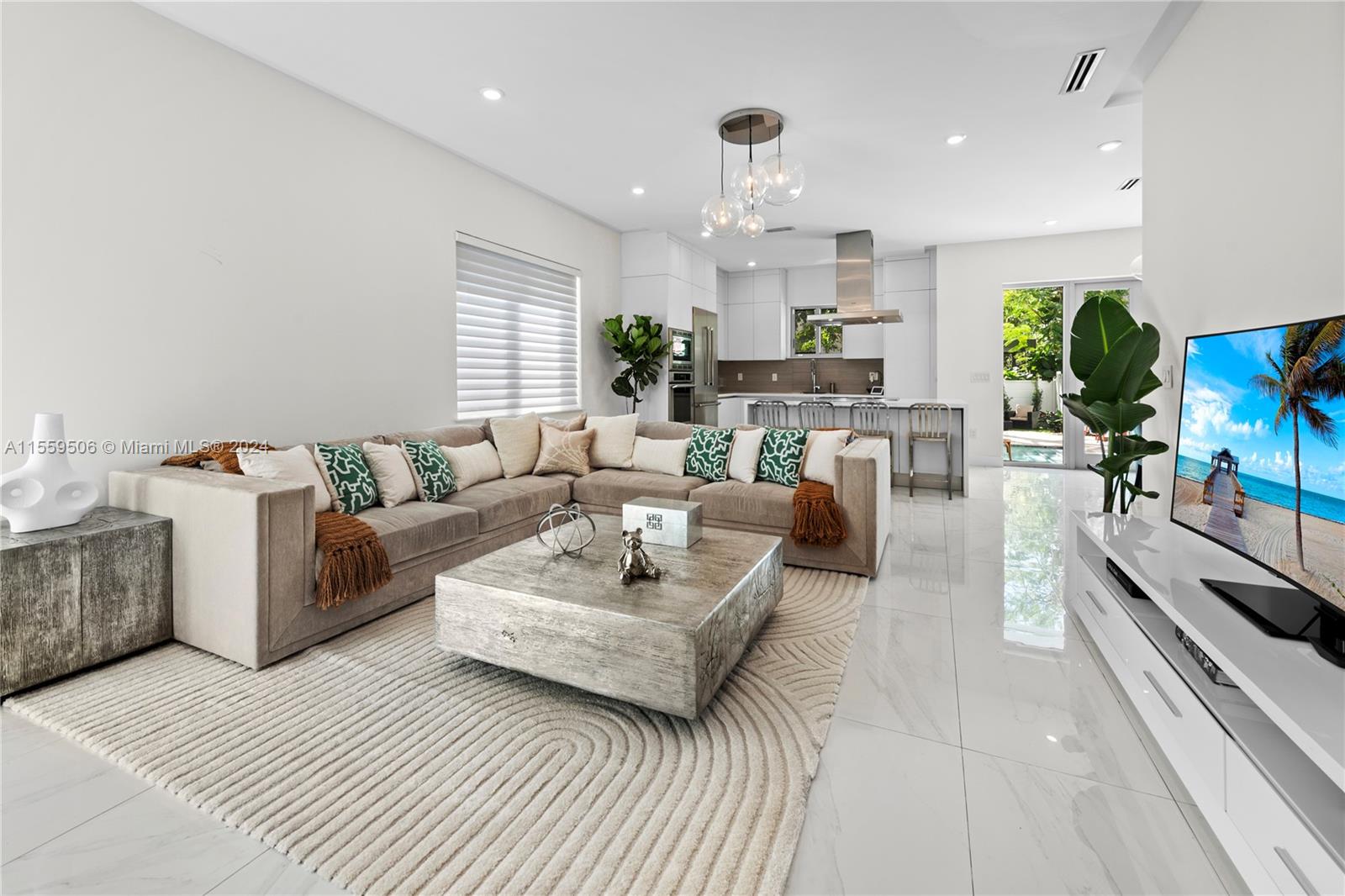 LEGACY VILLAS CONDO - Residential