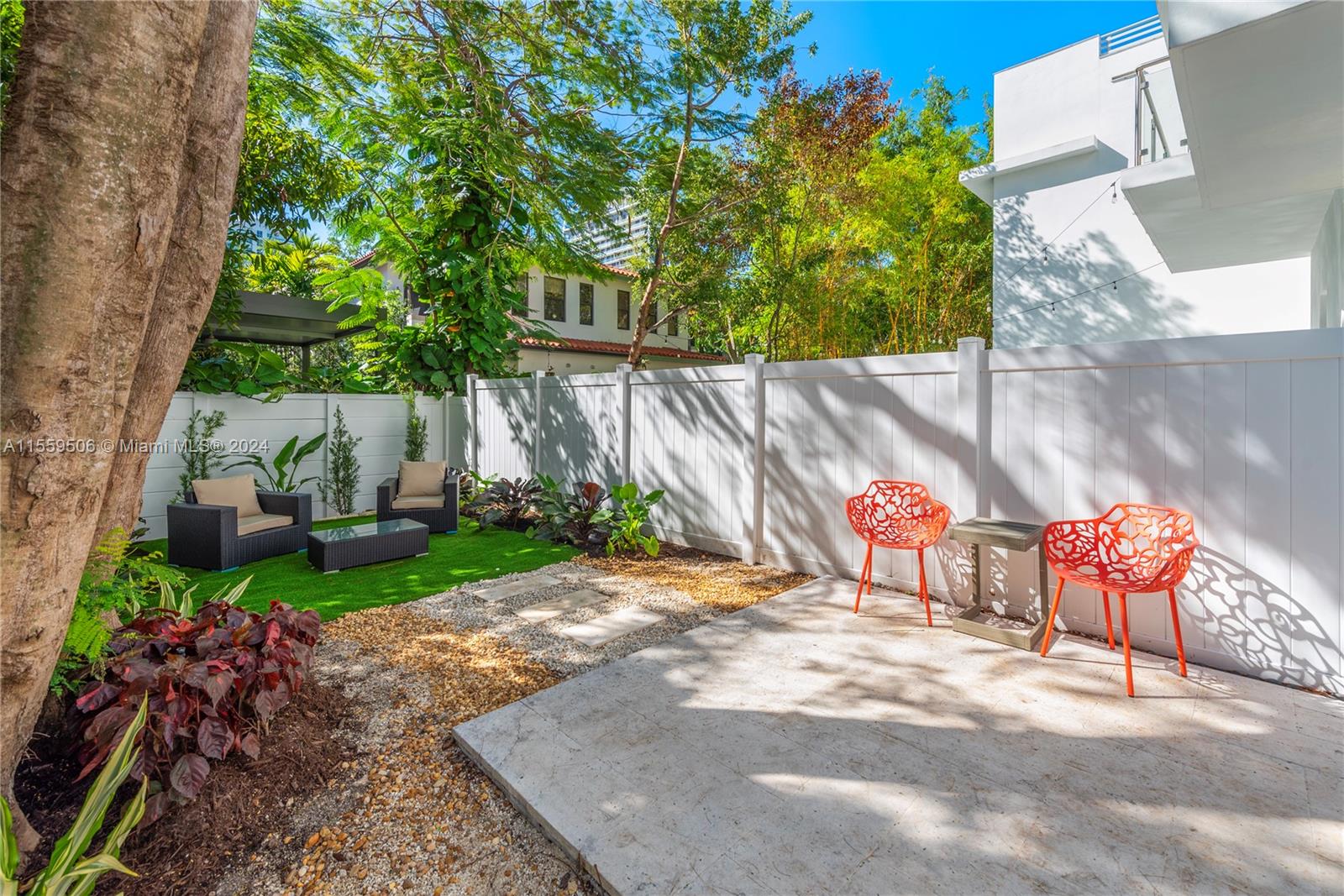 LEGACY VILLAS CONDO - Residential