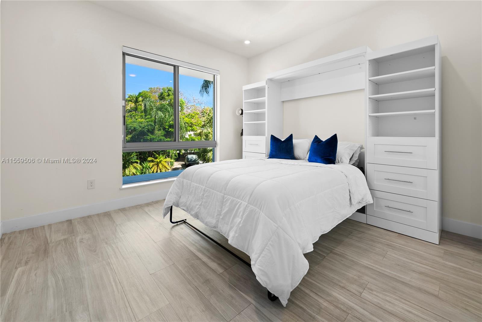 LEGACY VILLAS CONDO - Residential