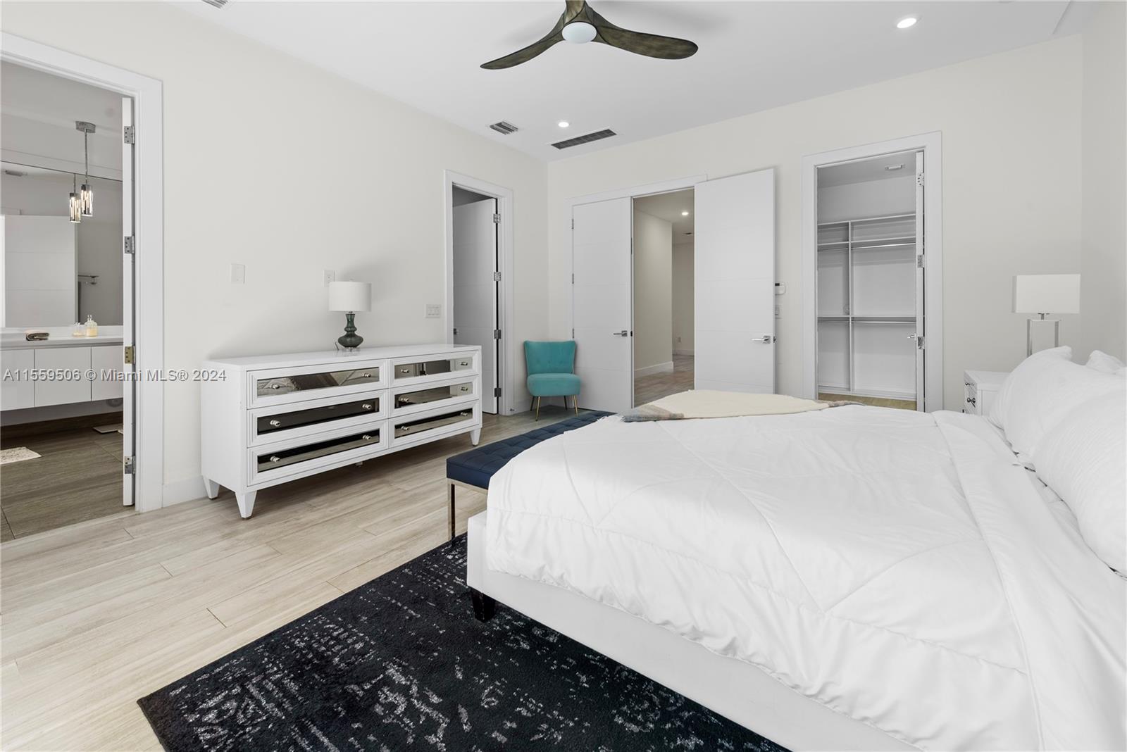 LEGACY VILLAS CONDO - Residential