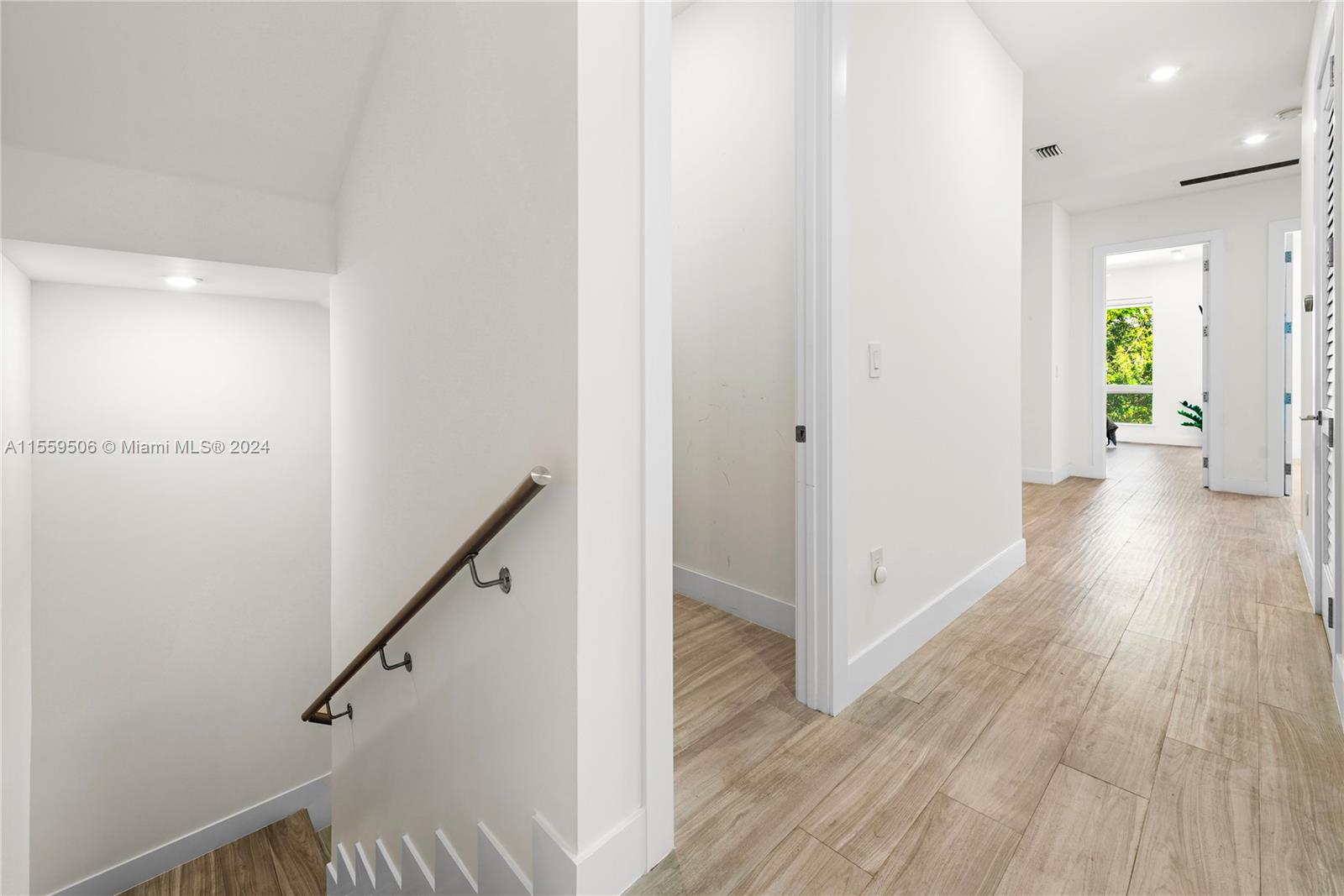 LEGACY VILLAS CONDO - Residential